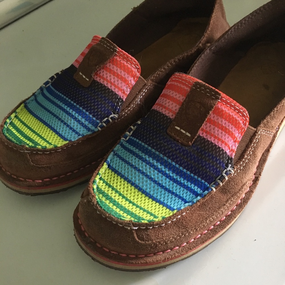 COPY - Ariat Cruisers